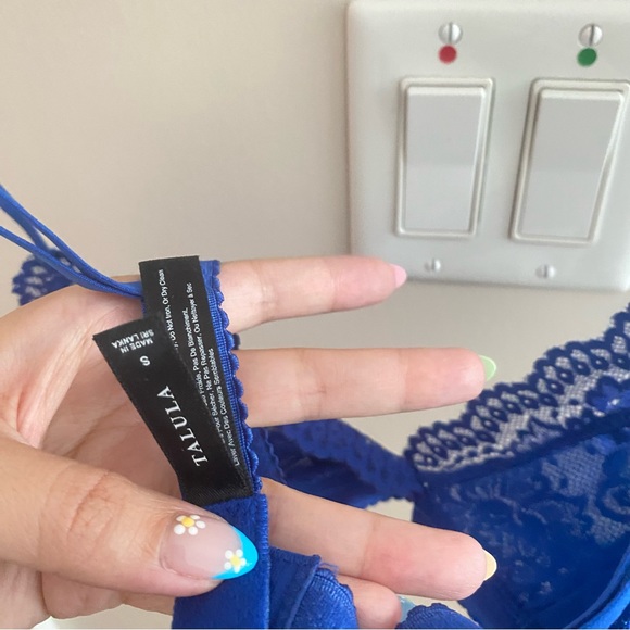 Aritzia Talula Royal Blue Lace Bralette - Picture 6 of 7